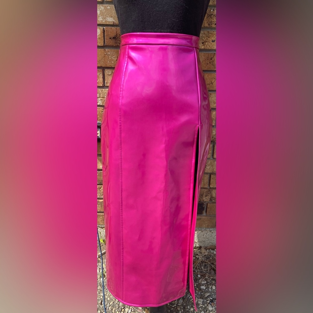 LaQuan Smith Vibrant Pink High Split Pencil Skirt